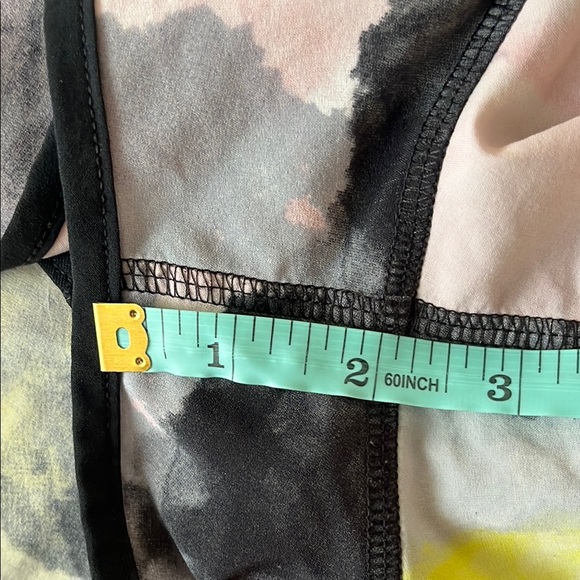 Lululemon Speed Shorts 2” inseam - Picture 8 of 8